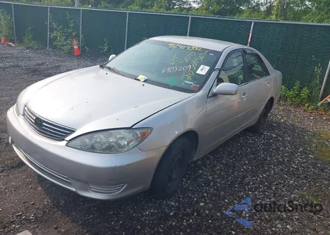 2005 Toyota Camry Le/Xle/Se from USA, damaged, VIN 4T1BE32K25U548751